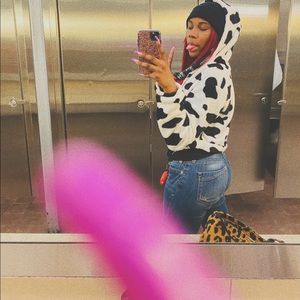 Meet your Posher, Dashaye